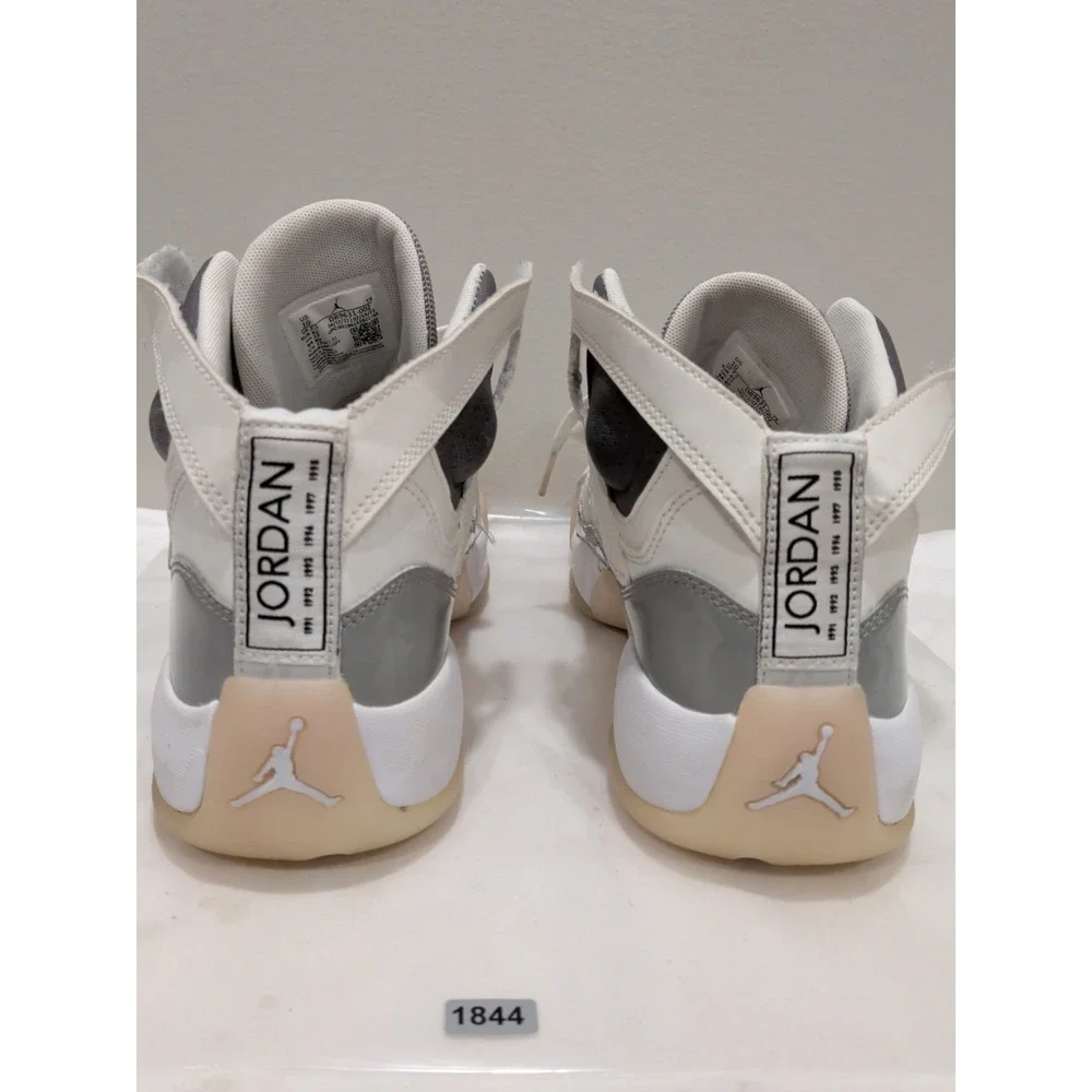 Nike Jordan Jumpman Two Trey Medium Grey/White DR9631-002 Women Shoes Sz 10